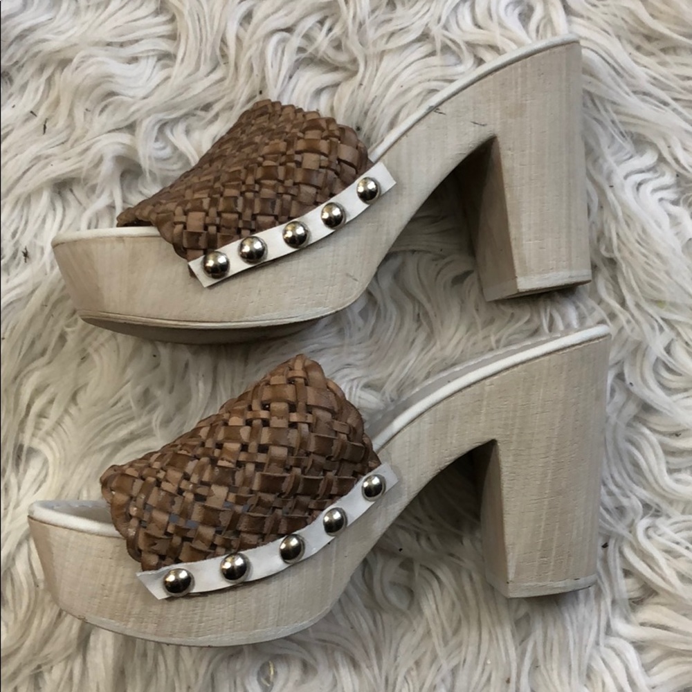 Sandro Rosi Isa Woven Clogs View 4